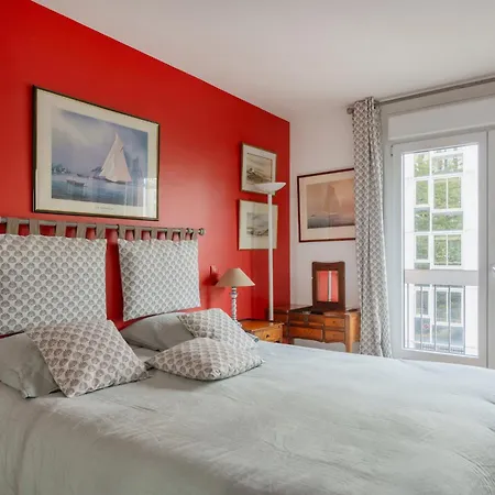 Eiffel Tower Elegant Appartement